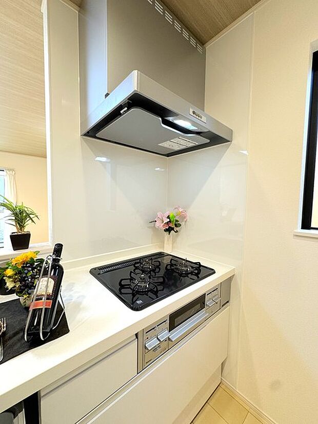 レンジフード＆3口コンロ