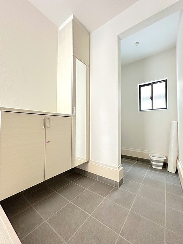 シューズボックス