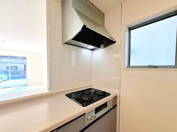 レンジフード＆3口コンロ