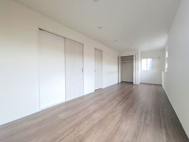 洋室6帖＋5.25帖