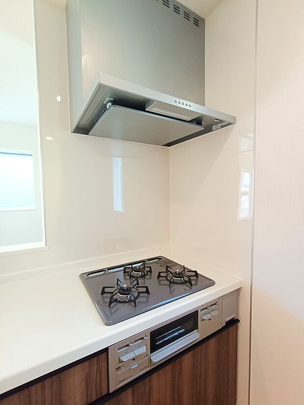 レンジフード&3口コンロ