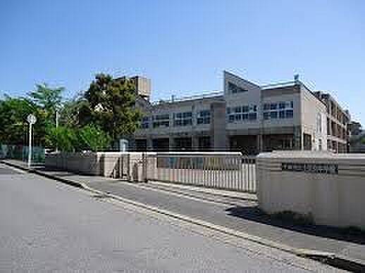 千葉市立土気南中学校(800m)