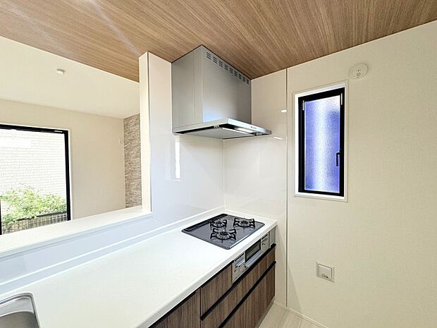 レンジフード&3口コンロ