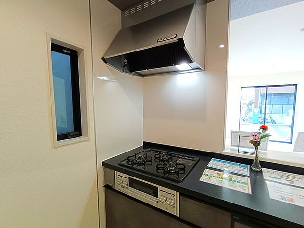 レンジフード＆3口コンロ