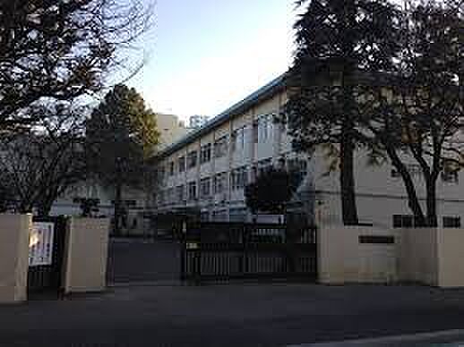 船橋市立習志野台中学校（940m）