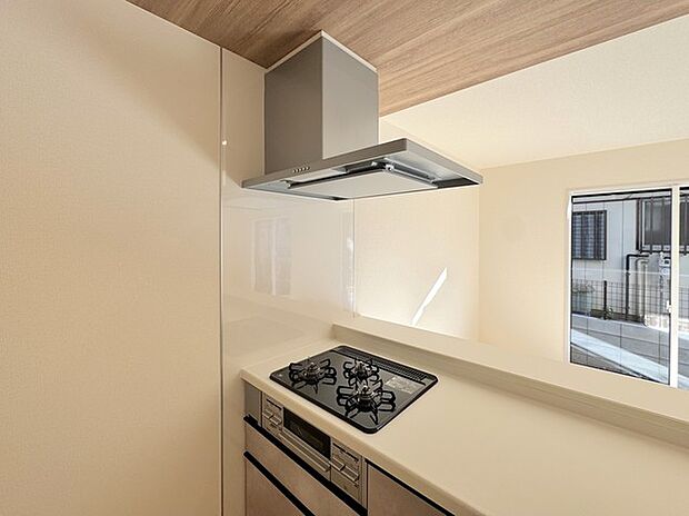 レンジフード＆3口コンロ