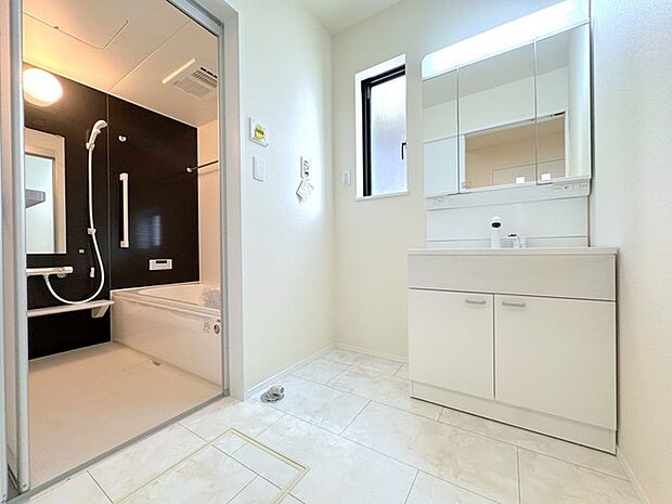 室内洗濯機置き場あり