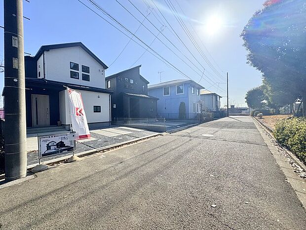 1.2号棟前面道路