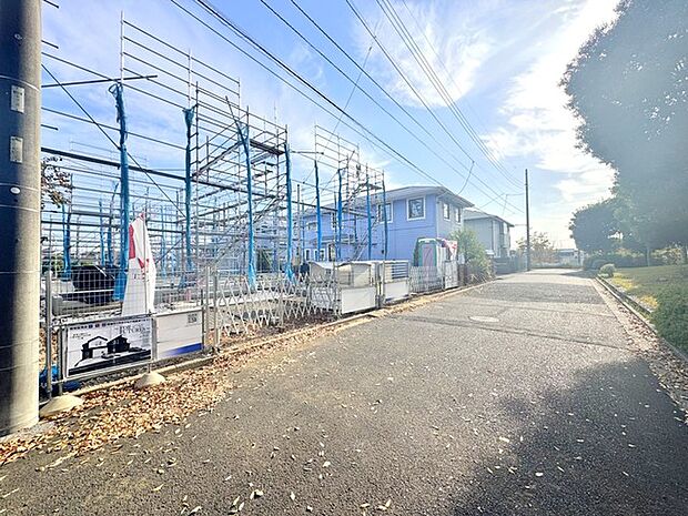 1・2号棟前面道路