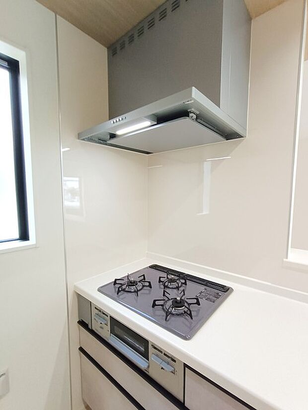 レンジフード＆3口コンロ