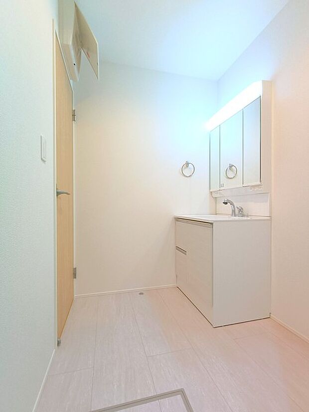 室内洗濯機置き場あり