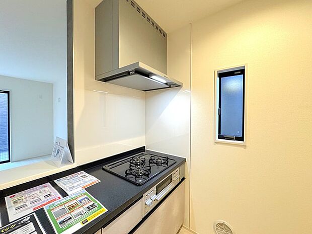 レンジフード&3口コンロ