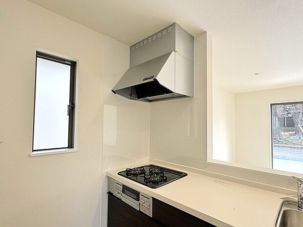 レンジフード＆3口コンロ