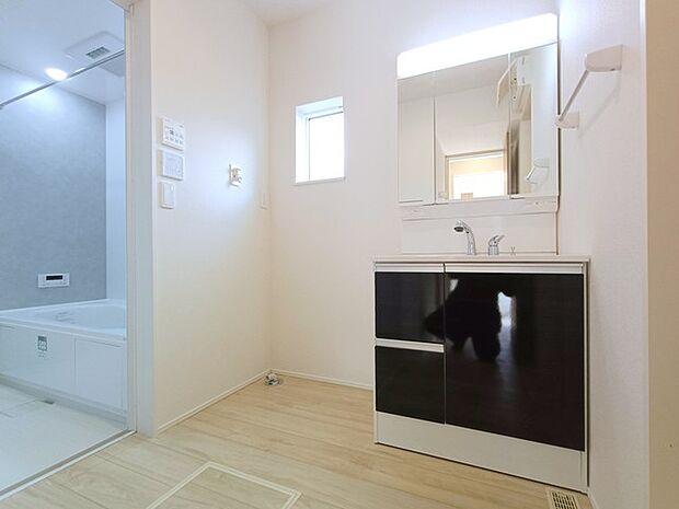 室内洗濯機置き場あり