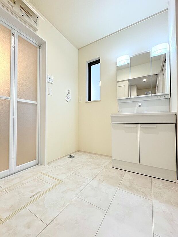 室内洗濯機置き場あり