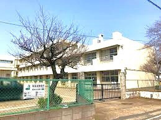 千葉市立長作小学校（900m）