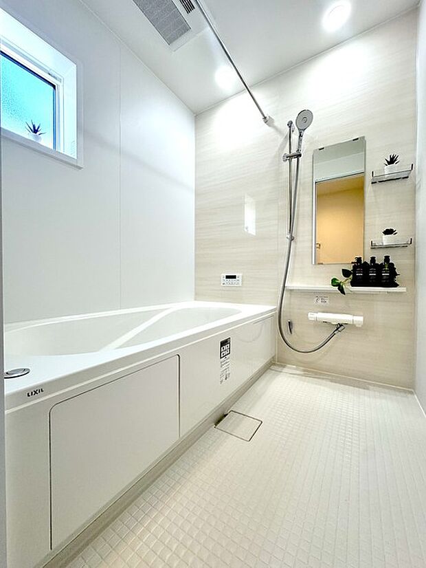 浴室換気乾燥暖房機付き