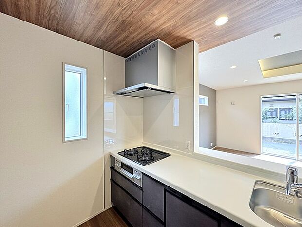 レンジフード&3口コンロ