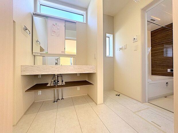 室内洗濯機置き場あり