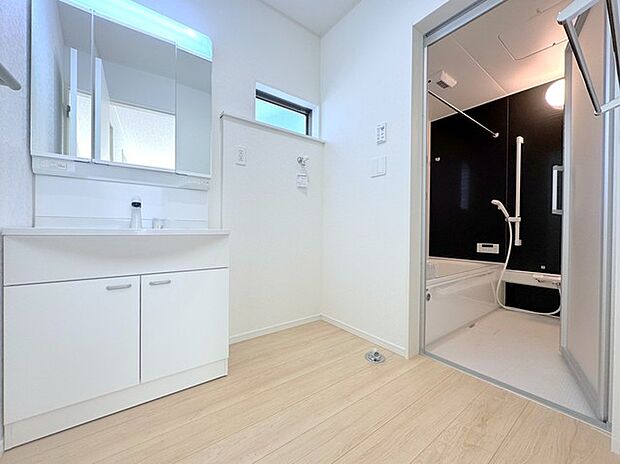 室内洗濯機置き場あり