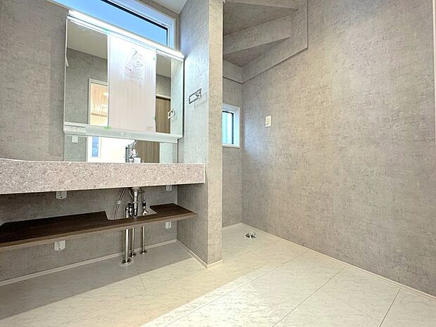 室内洗濯機置き場あり