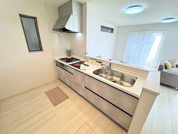 白を基調とした設えが、開放感と清潔感をもたらします