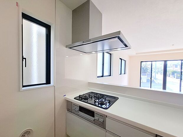 レンジフード&3口コンロ