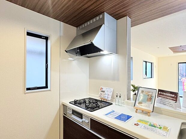 レンジフード＆3口コンロ