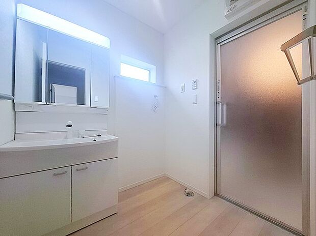 室内洗濯機置き場あり