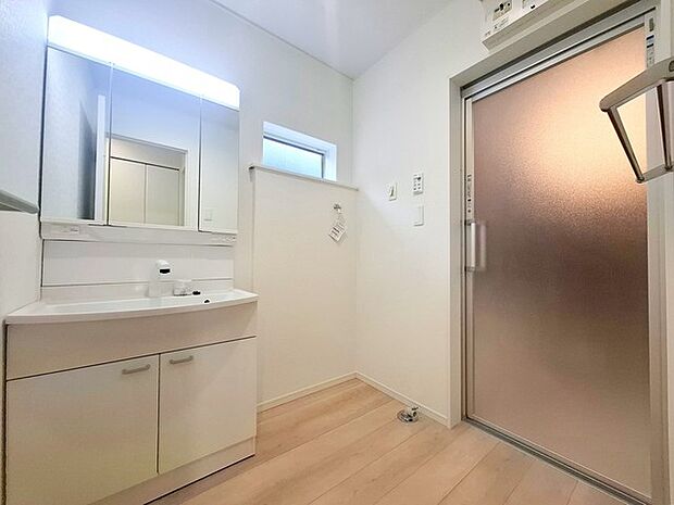 室内洗濯機置き場あり