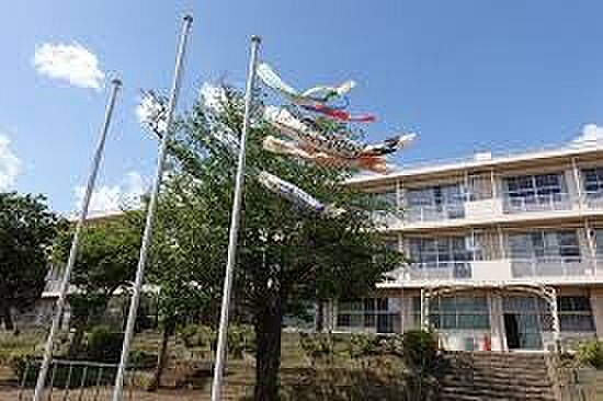 千葉市立星久喜小学校(640m)