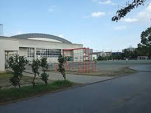 千葉市立蘇我小学校(1100m)