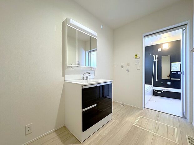 室内洗濯機置き場あり