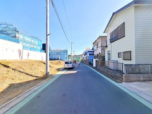 No.1～No.8前面道路