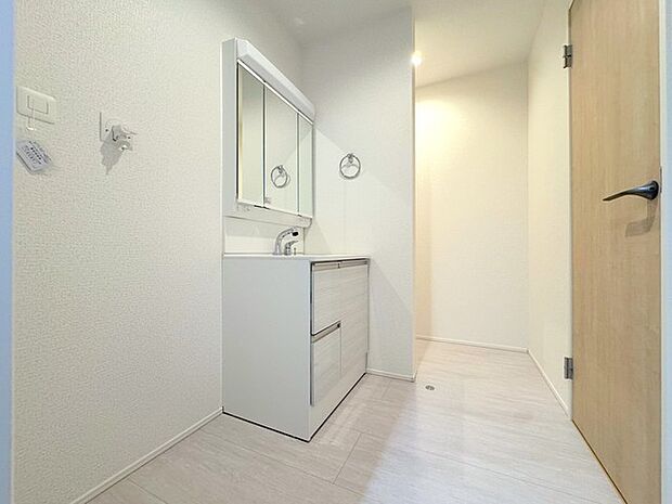 室内洗濯機置き場あり