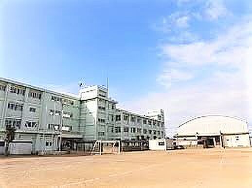 千葉市立誉田東小学校(1100m)