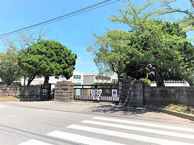 千葉市立蘇我小学校(1277m)