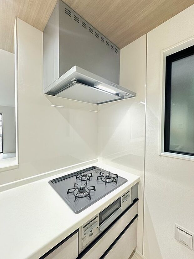 レンジフード＆3口コンロ