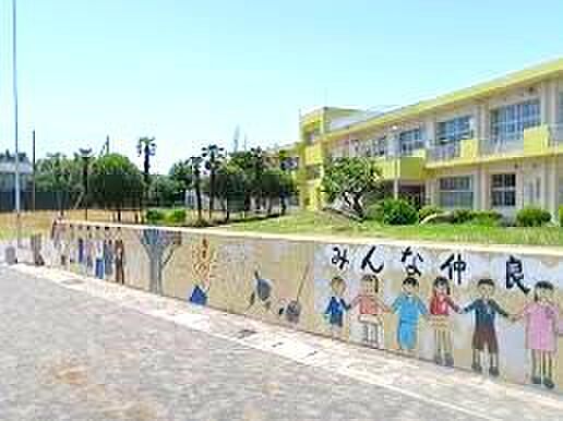 千葉市立柏井小学校(850m)