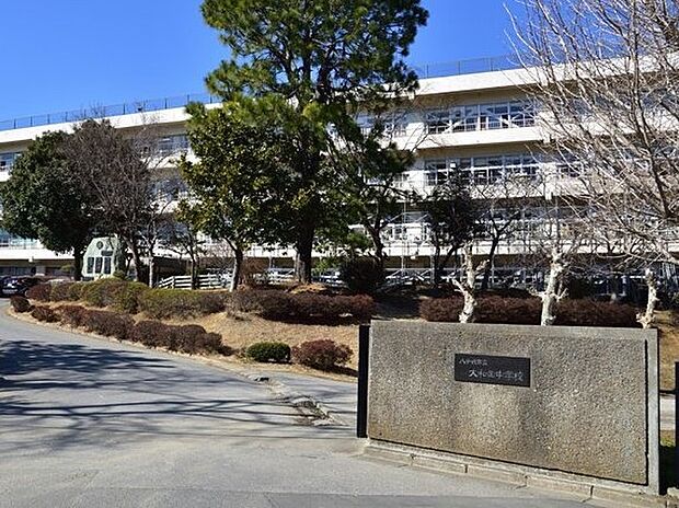 八千代市立大和田中学校(1100m)