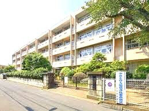 千葉市立貝塚中学校(1800m)