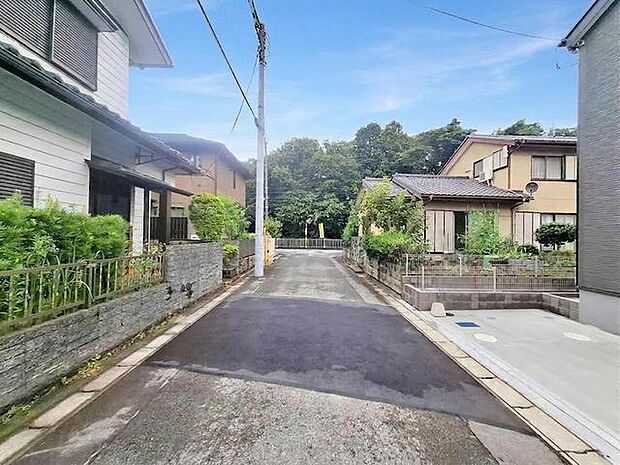 1号棟前面道路