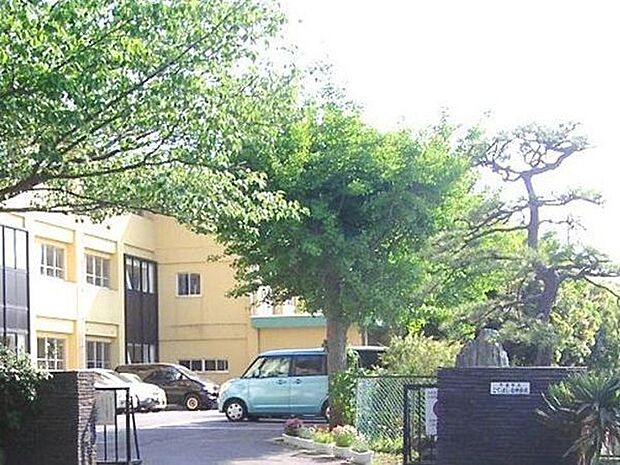 千葉市立こてはし台中学校(145m)