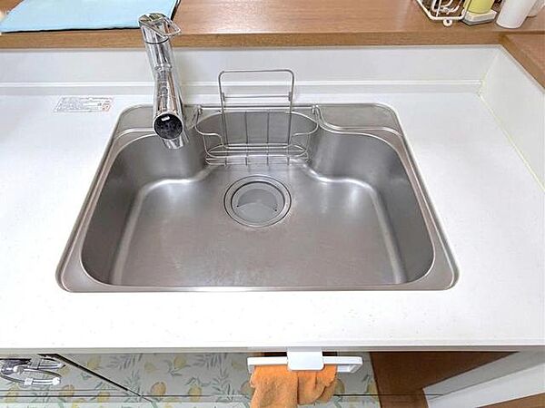 シンク ※居住中のため、AIにて家具消しを行ってします