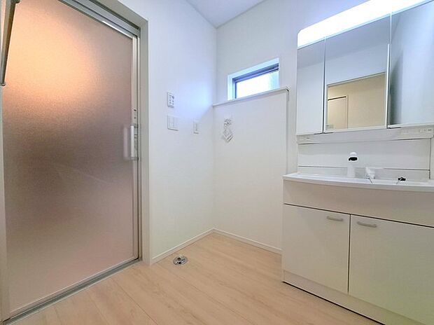 室内洗濯機置き場あり