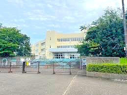 印西市立木刈小学校(1688m)