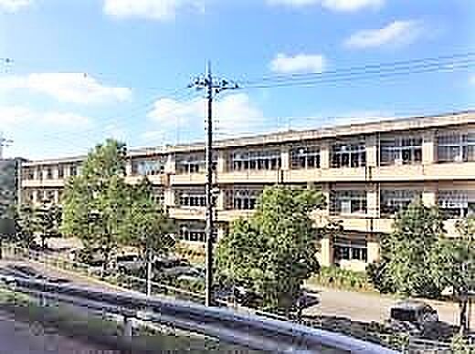 市原市立市原中学校(1100m)