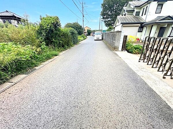 南東側