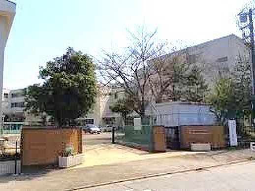 八千代市立村上東小学校（1225m）