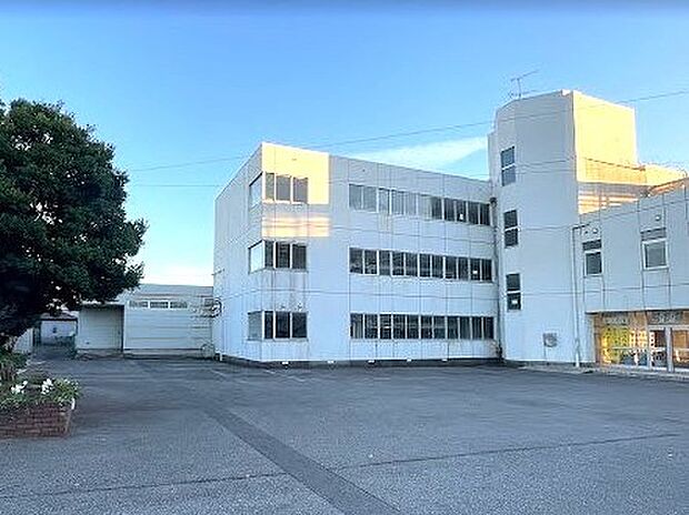 四街道市立四街道北中学校(997m)